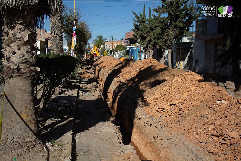 AVANZA OBRA DE DRENAJE EN CALLE JESÚS GONZÁLEZ ORTEGA