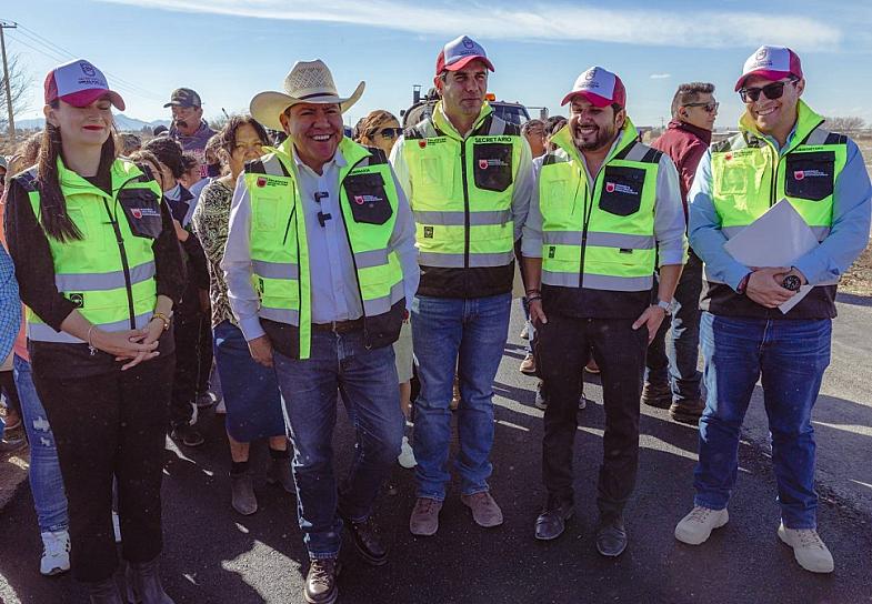 Avanza reconstrucción de carreteras en Fresnillo: gobernador