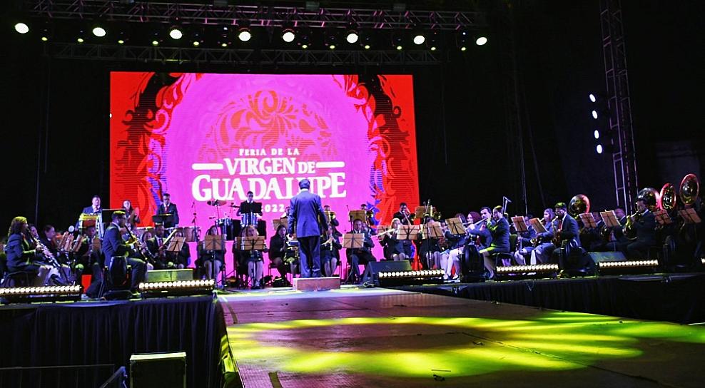 BANDAS SINFÓNICAS COMPARTEN ESCENARIO EN GUADALUPE 