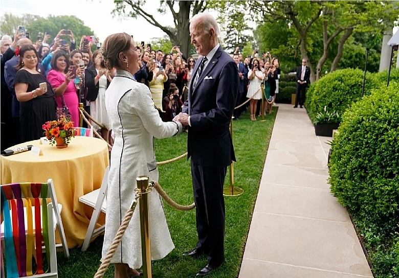 BEATRIZ GUTIÉRREZ MÜLLER, INVITADA DE LUJO DE BIDEN POR EL 5 DE MAYO