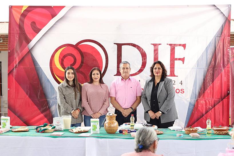 BENEFICIAN A 70 FAMILIAS JEREZANAS CON APOYOS ALIMENTARIOS 